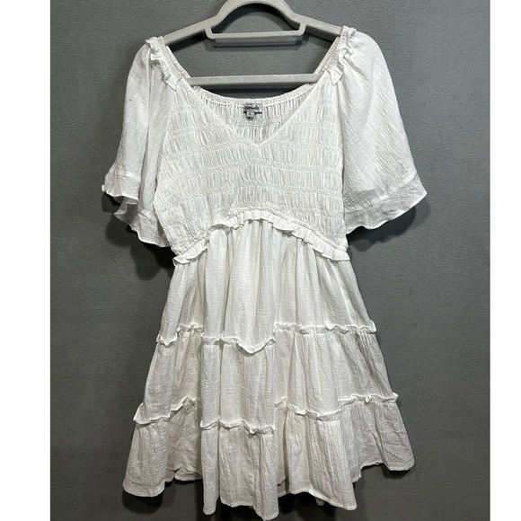Magnolia Boutique Mini Dress Size Large White Smocked Tiered Ruffle Cotton Boho - Picture 2 of 10